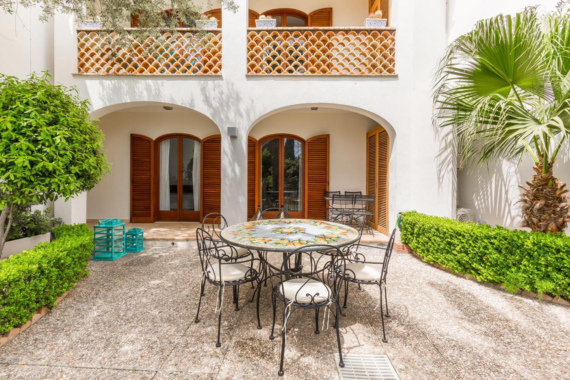 La Matrangela Charme Apartments Таормина Экстерьер фото